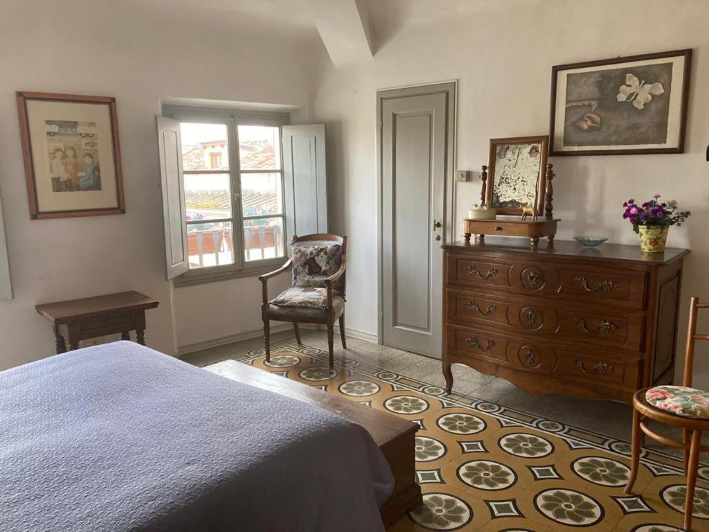 Attico In Piazza Santa Croce Apartment Florence Exterior photo